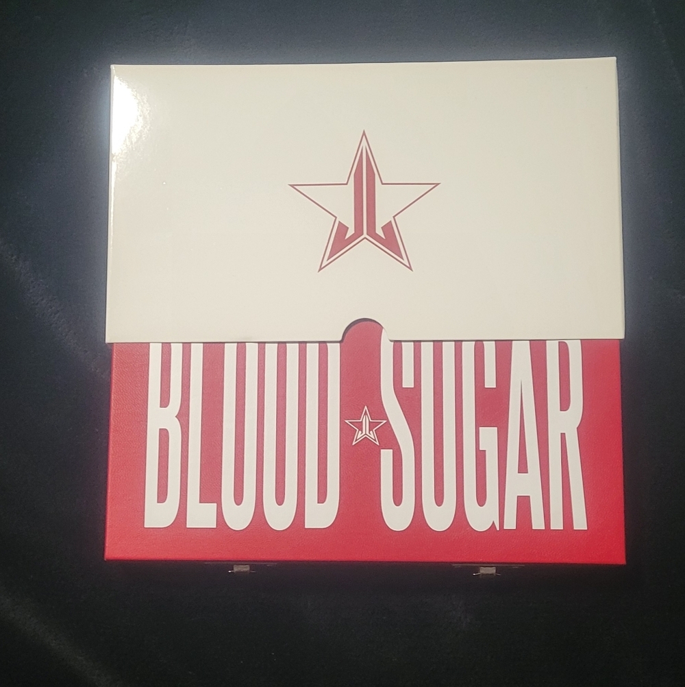 Jeffree Star Blood Sugar Eyeshadow Palette - Red and White